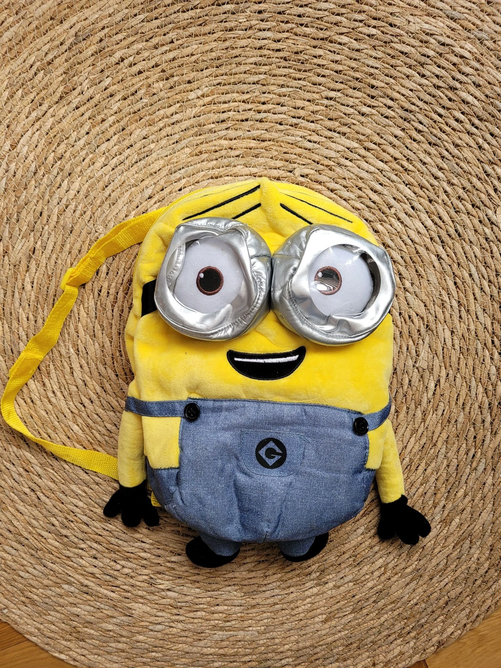 Mochila de peluche minion – photo 2